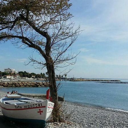 Le Laurier Appartement Cagnes-sur-Mer Buitenkant foto